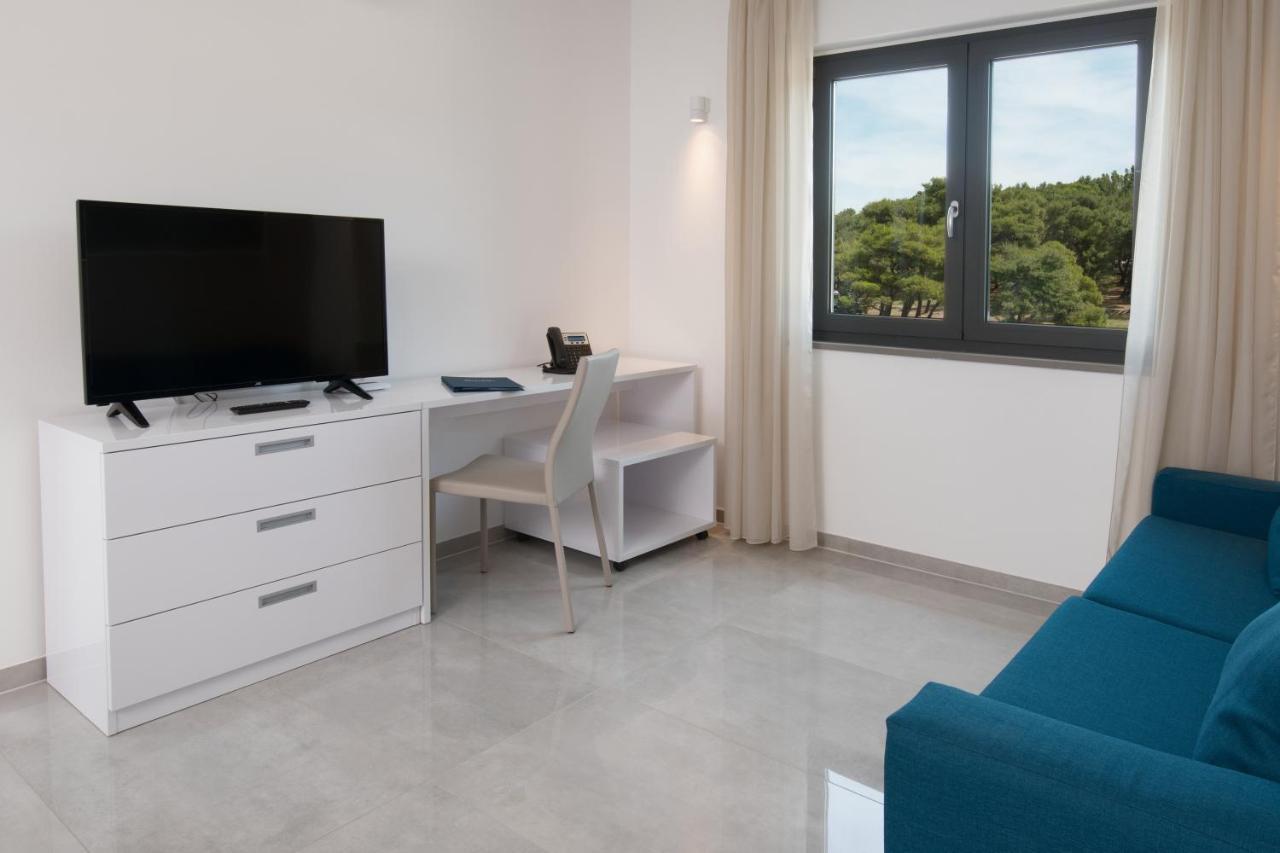 Aparthotel Punta Blu - Pool & Spa Premantura Exterior foto